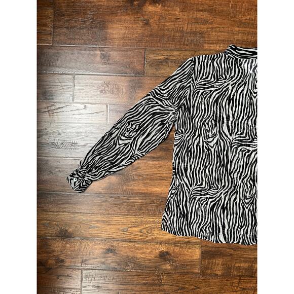 Vintage Clothing - Sheer Button Up Shirt Zebra Print - 100% Silk - Small - Tess - Picture 8 of 8